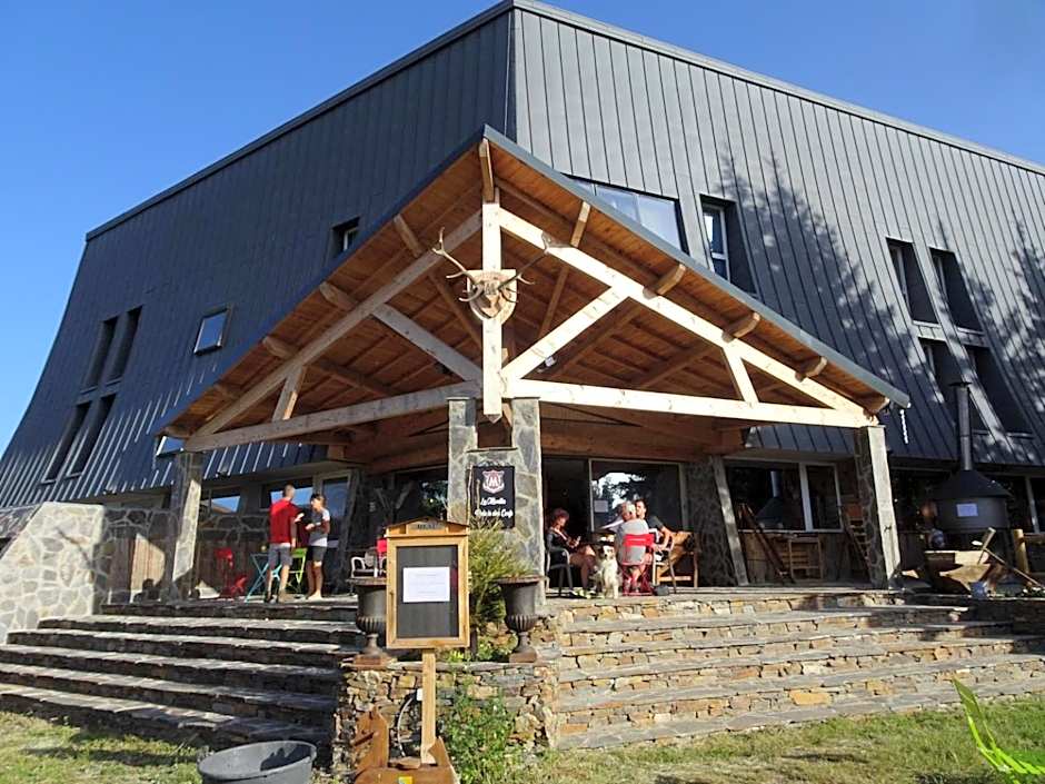 MONTLO RELAIS DES CERFS