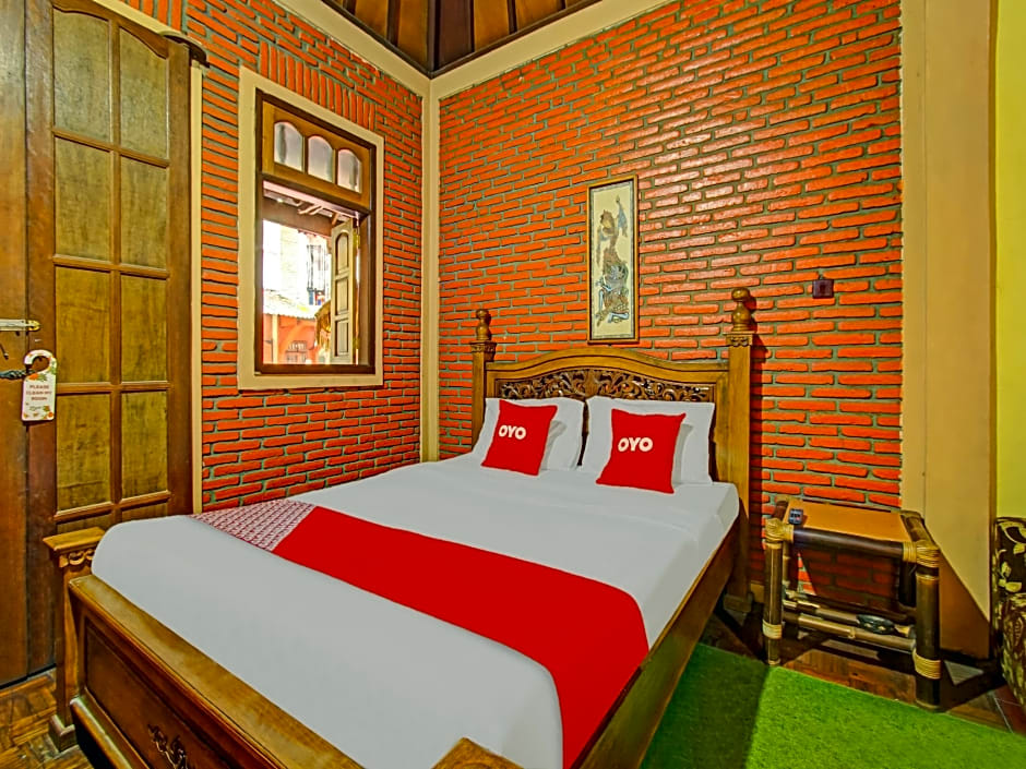 OYO 90031 Villa Papada