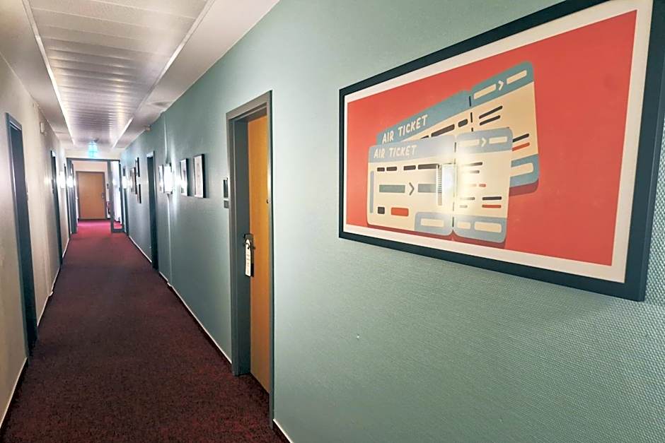 Garner Hamburg Wandsbek Marktplatz By IHG