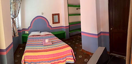 Standard Room with Two Single Beds