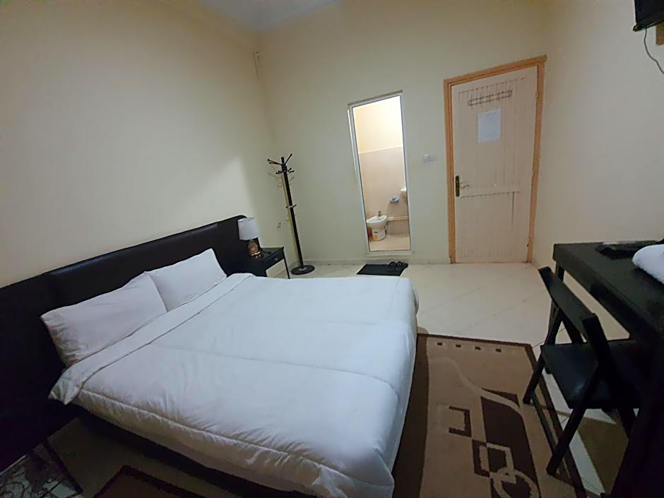 Photo 1 of 5 of Double Room