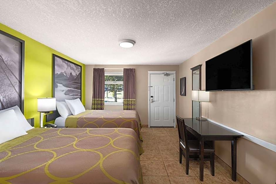 Super 8 Fort McMurray