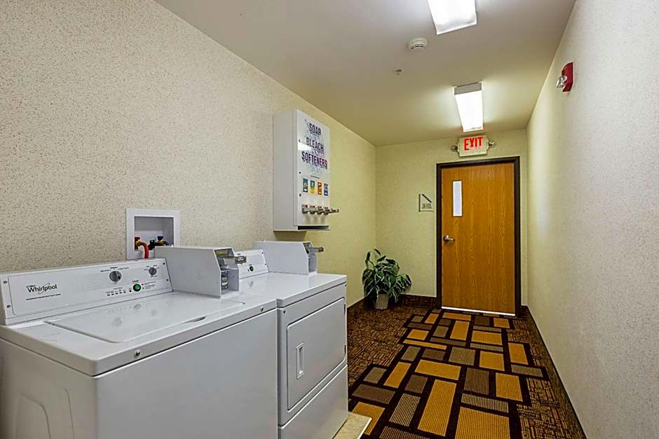 Quality Inn & Suites Belmont - Platteville