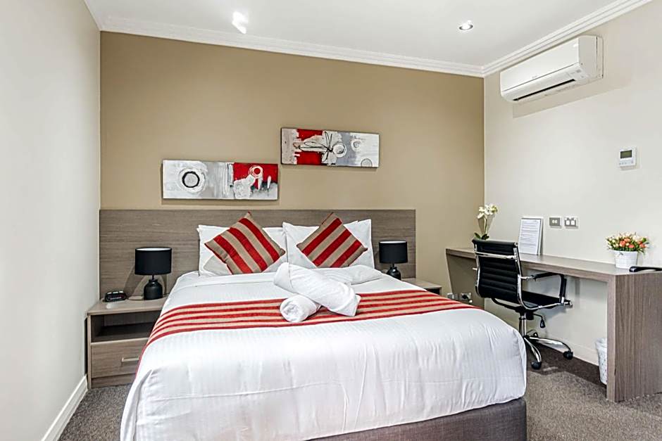 Photo 1 of 9 of Standard 1 Queen Bed