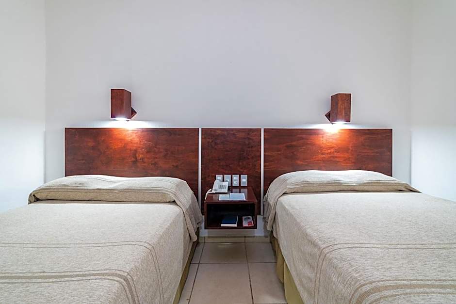 Hotel Castillo Huatulco & Beach Club