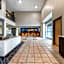 Days Inn & Suites by Wyndham Thunder Bay