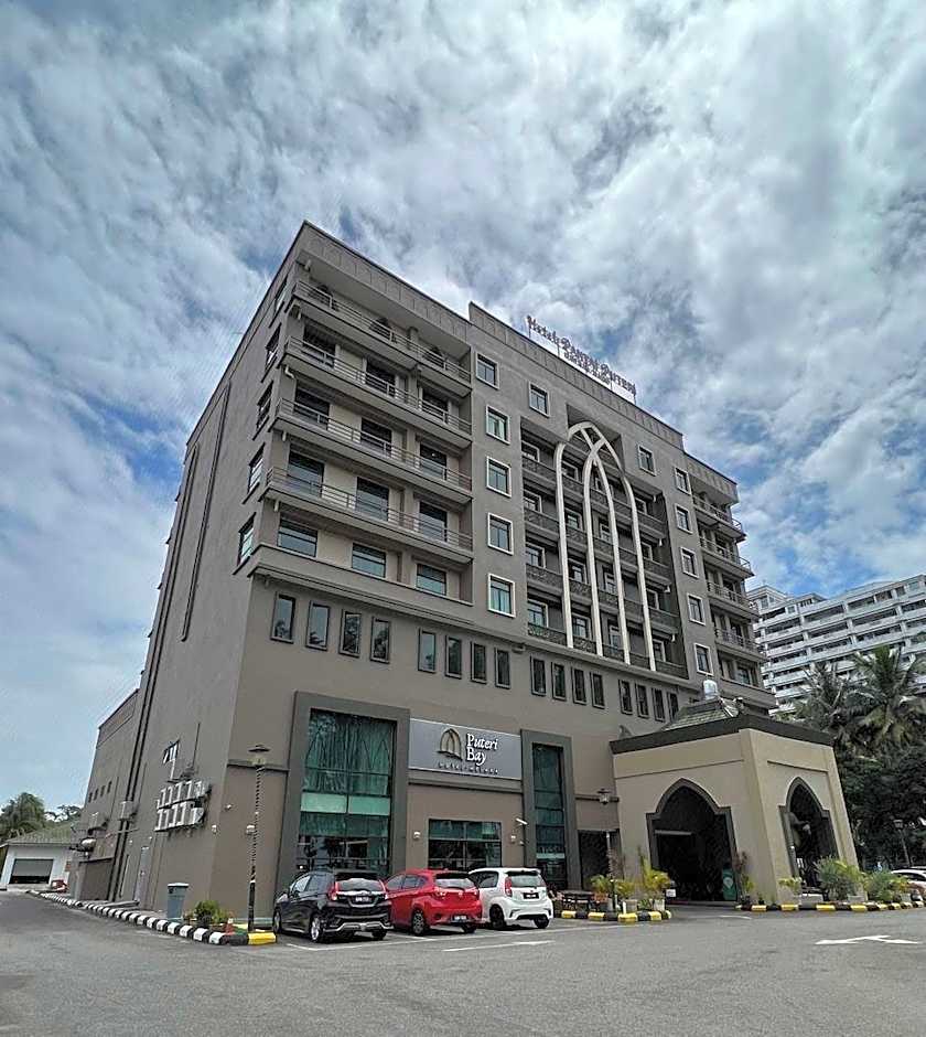 Puteri Bay Hotel
