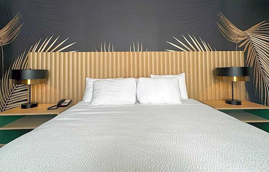 The Harrison Hotel Downtown Hollywood