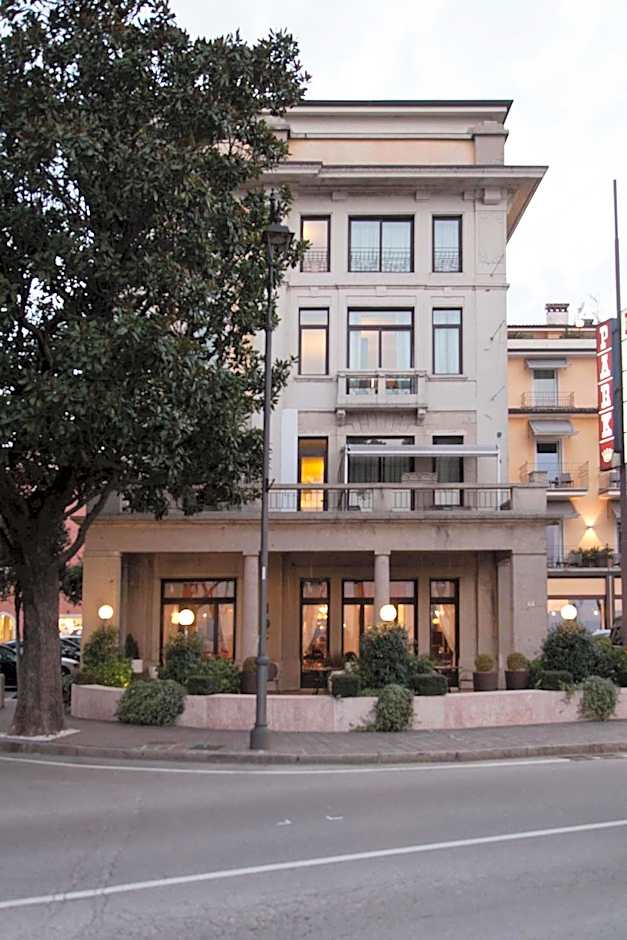 Park Hotel