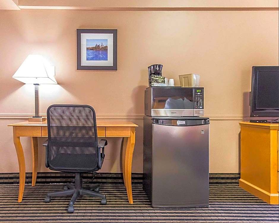 Econo Lodge Downtown