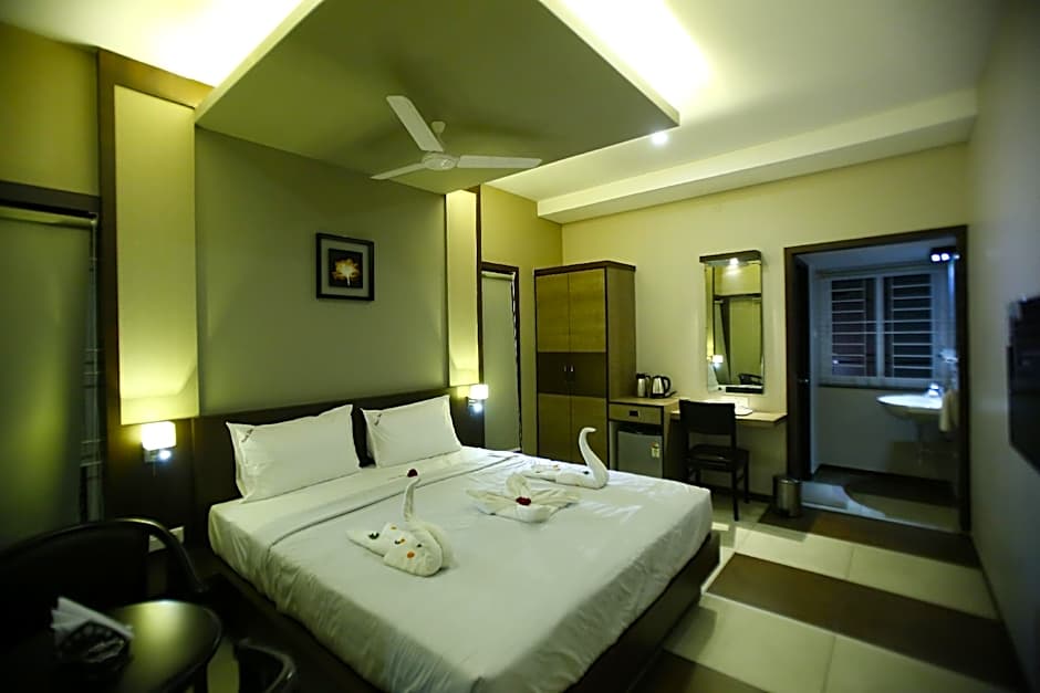Photo 1 of 7 of Suite