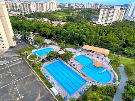 Golden dolphin express