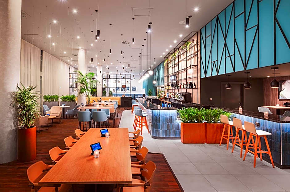 Courtyard by Marriott London Gatwick Airport