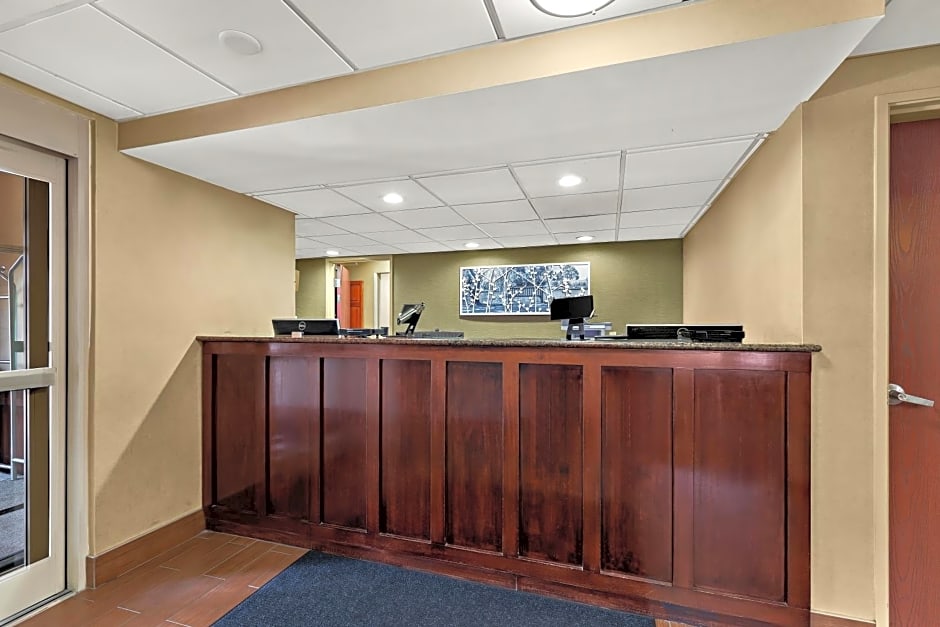 Sleep Inn & Suites near Joint Base Andrews-Washington Area