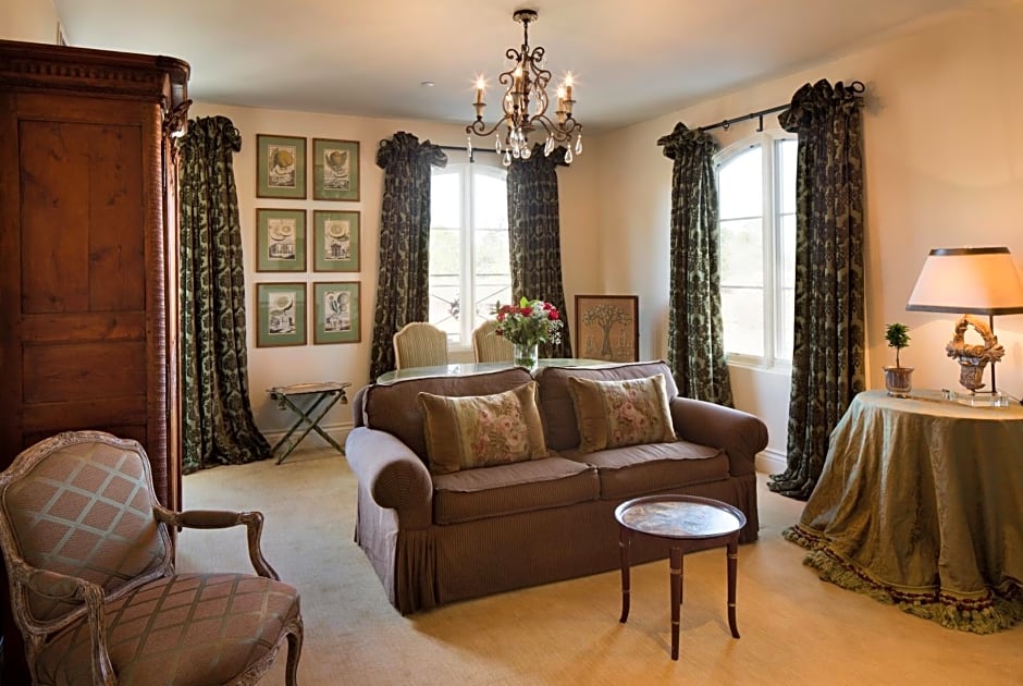 Enchante Boutique Hotel