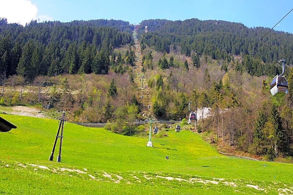 Appartementhaus Sennhüttn