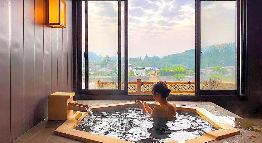 Kameyama Onsen Hotel