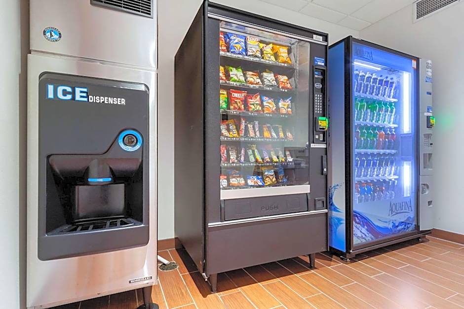 Sleep Inn & Suites Bismarck I-94