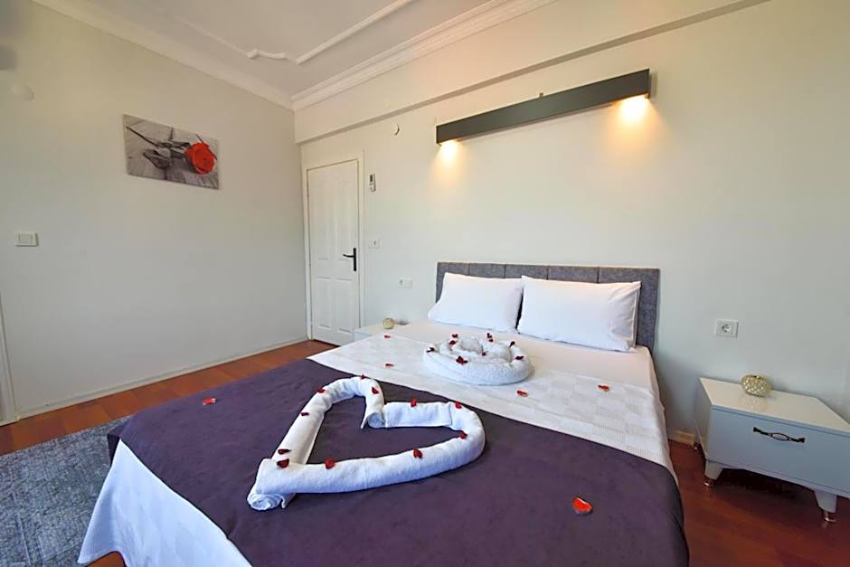 Photo 1 of 14 of Deluxe Apartment