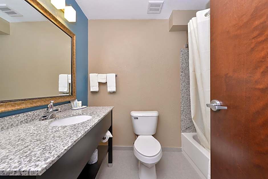 Comfort Inn & Suites Springfield I-55