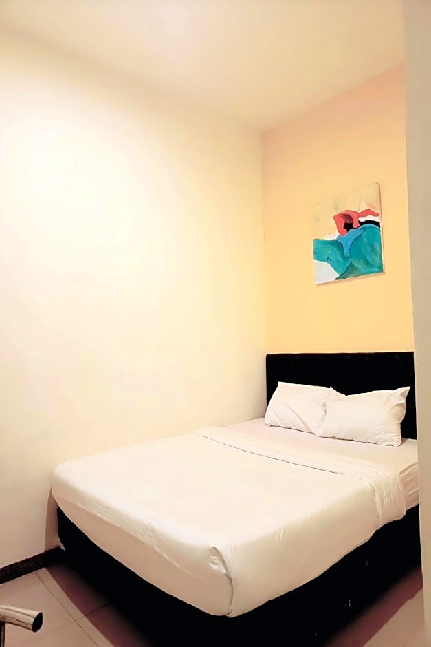 OYO Flagship 3688 Pot Art