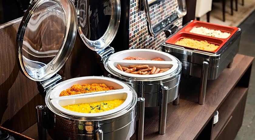 Apa Hotel Kyoto-Eki-Horikawadori