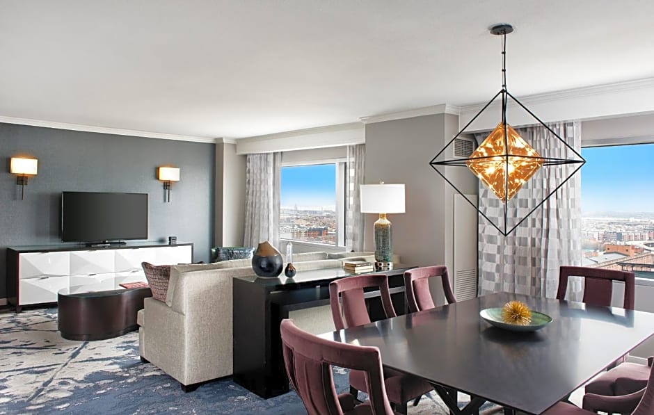 Hilton Baltimore Inner Harbor