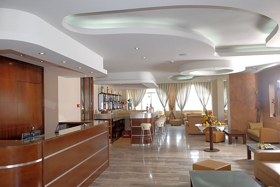 Sacallis Inn Beach Hotel