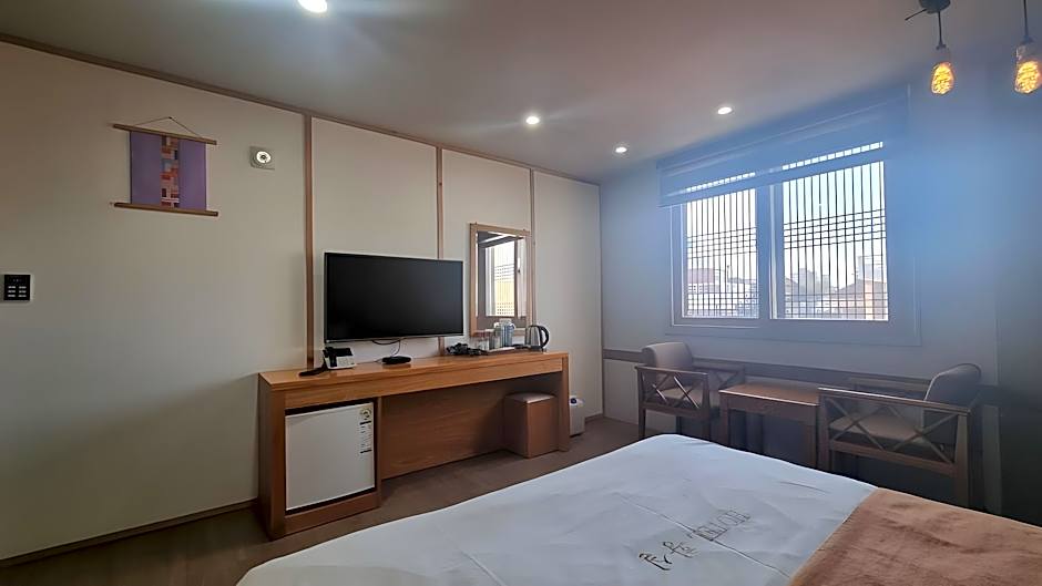 Jeonju Hwangsil Gwangwang Hotel