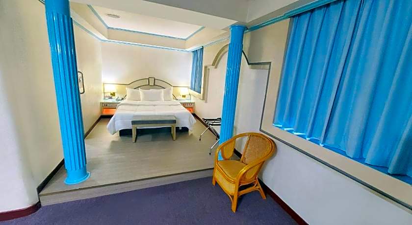 Hua Ku Hotel