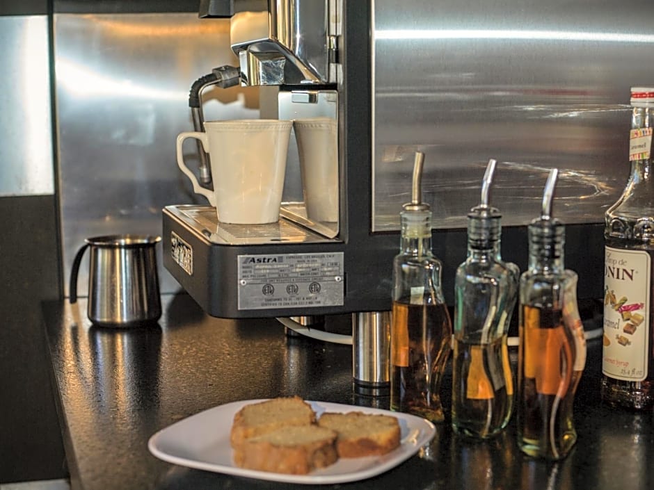 La Maison Hotel - Adults Only