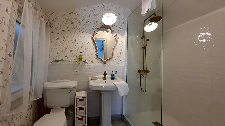 Le Logis d'Epargnes B&B and Gite