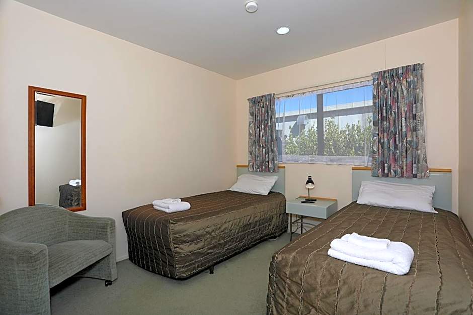 Pavilion Motel & Conference Centre