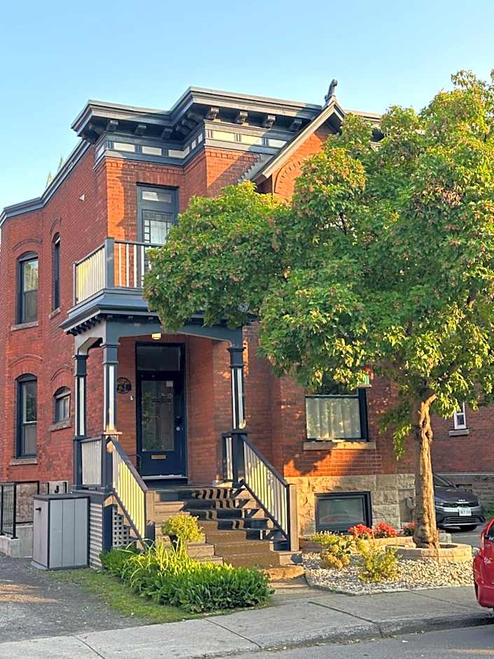 The Century House Bed and Breakfast Ottawa