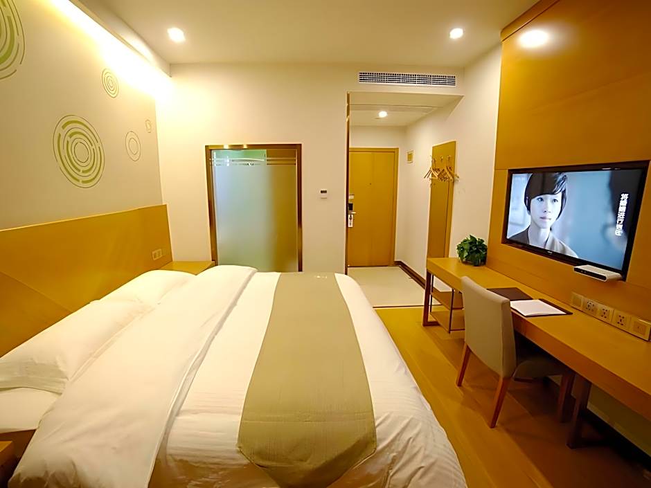 GreenTree Inn Fuyang Development Zone Weisan Road Express Hotel