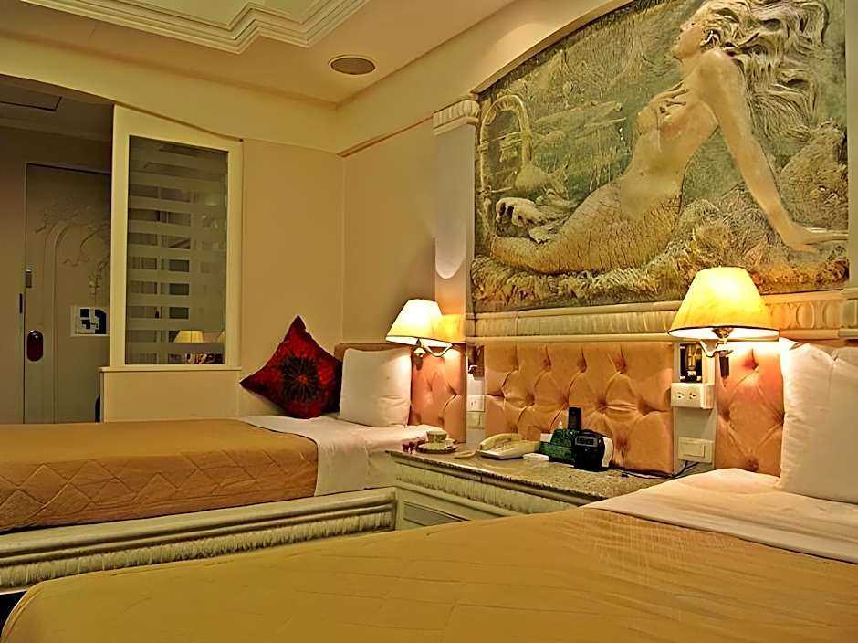 Blue sky Business hotel