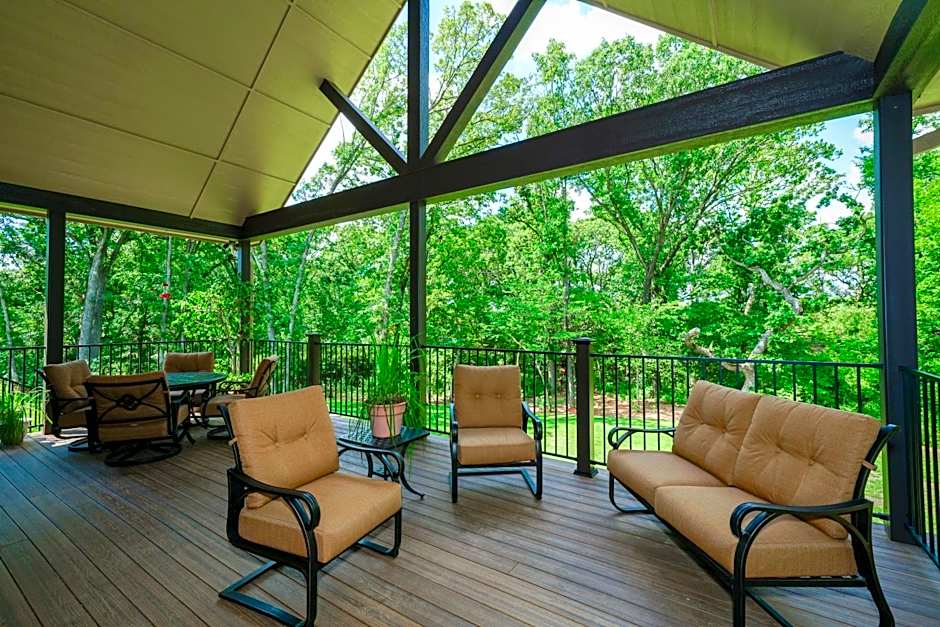 Hidden Meadows Bed and Breakfast