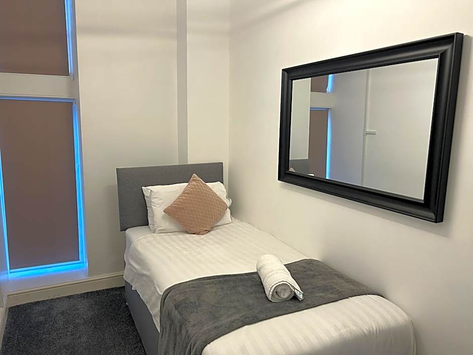 Sun Street Aparthotel