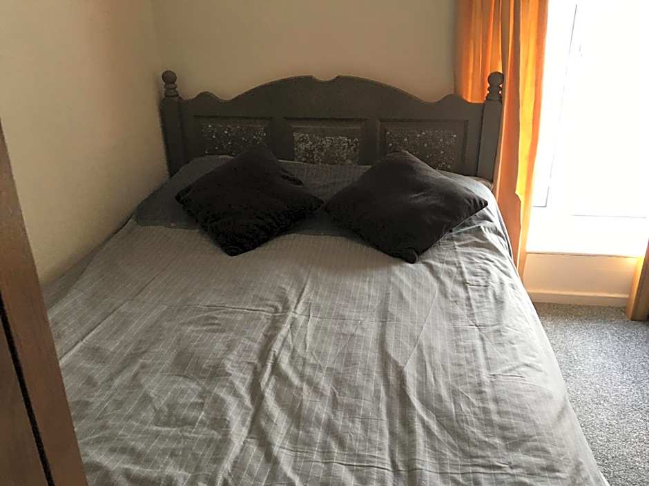 Pantyrathro International Hostel