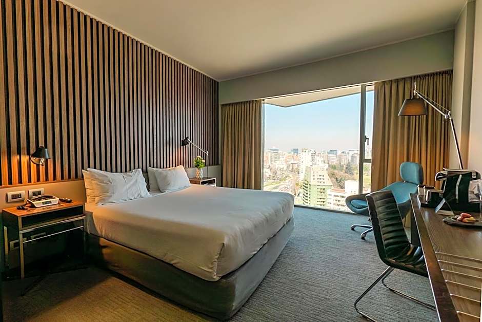DoubleTree by Hilton Santiago Kennedy