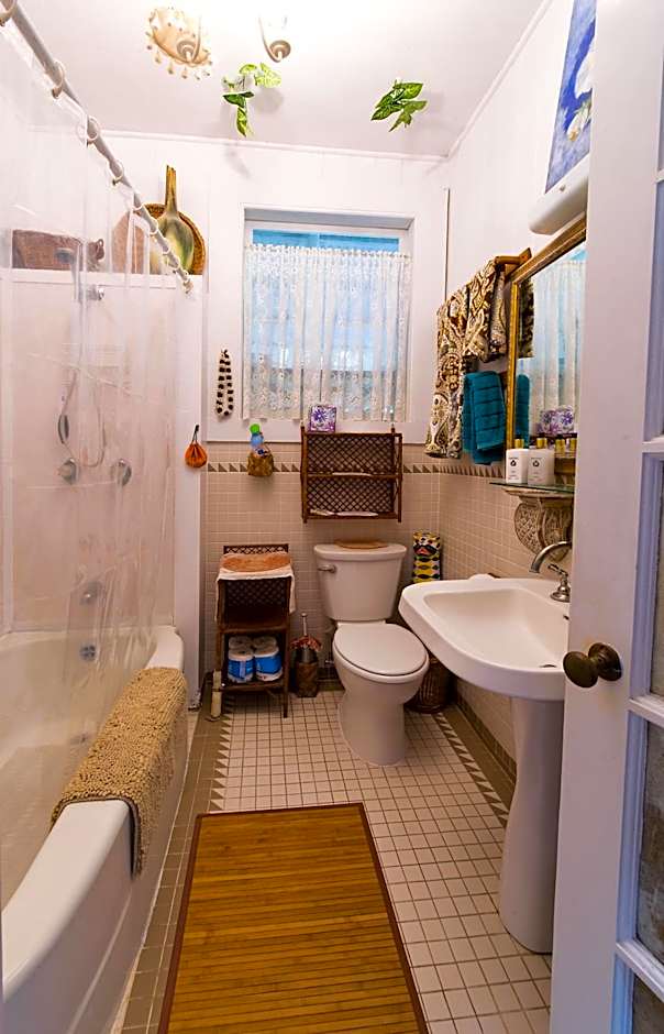 Hale Kawehi BnB Guesthouse