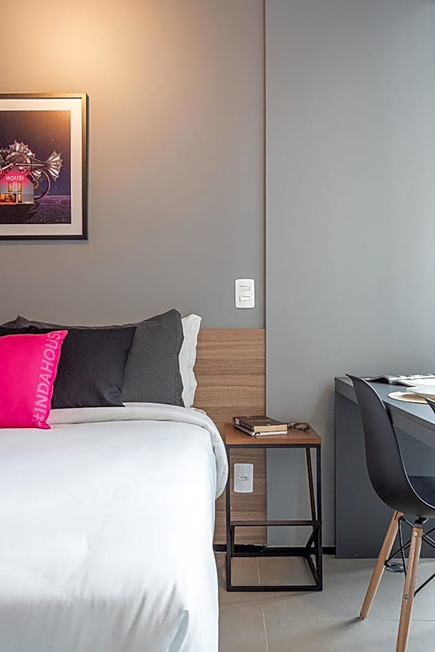 Studio Bela Vista VN Rua Frei Caneca