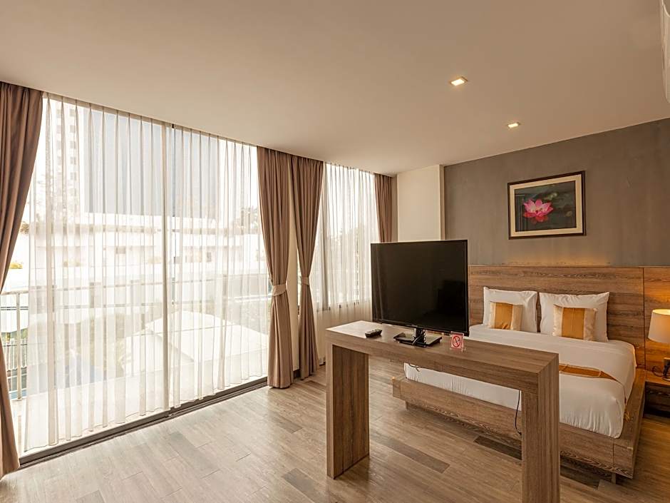 B2 Bangna Premier Hotel