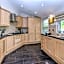 Ladera Retreat Lodges