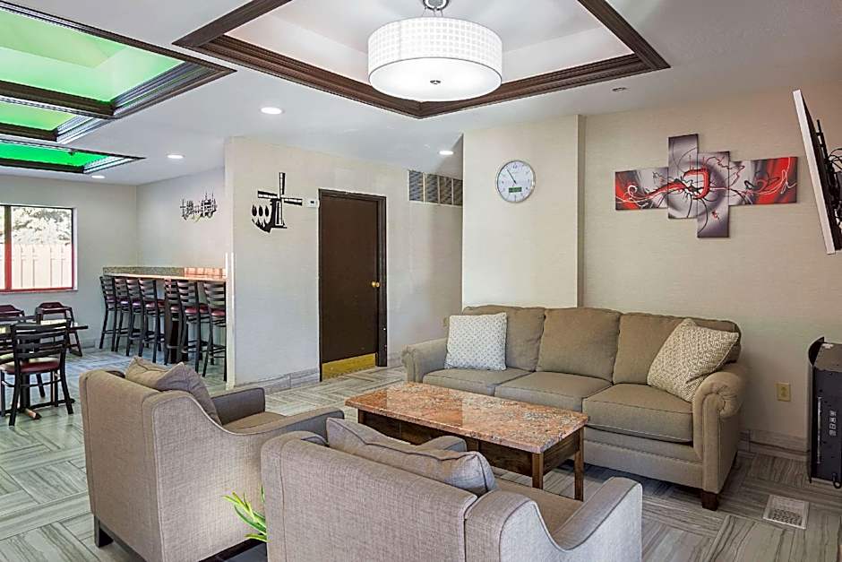 AmericInn by Wyndham Holland MI