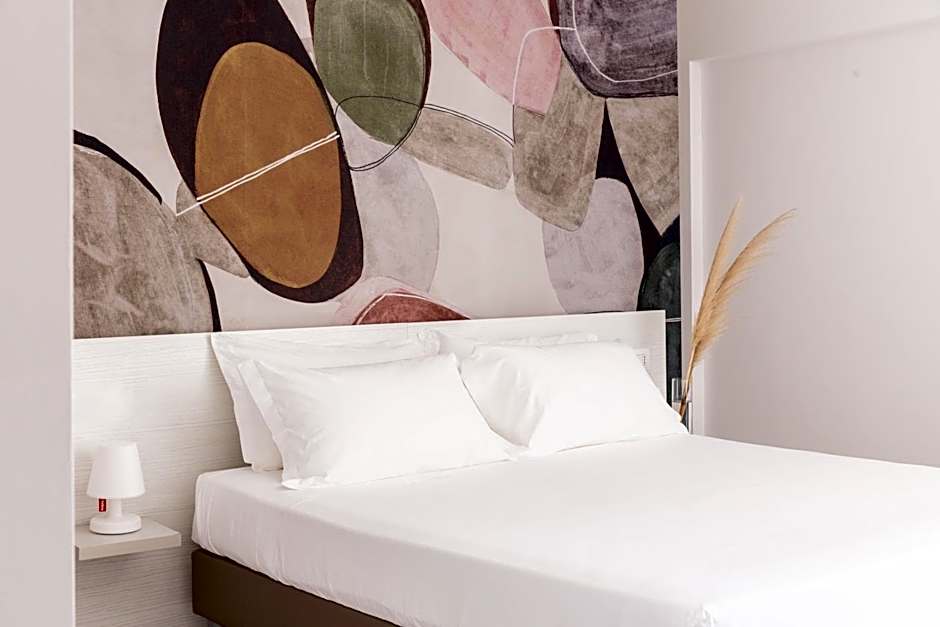 Luna Minoica Suites and Apartments