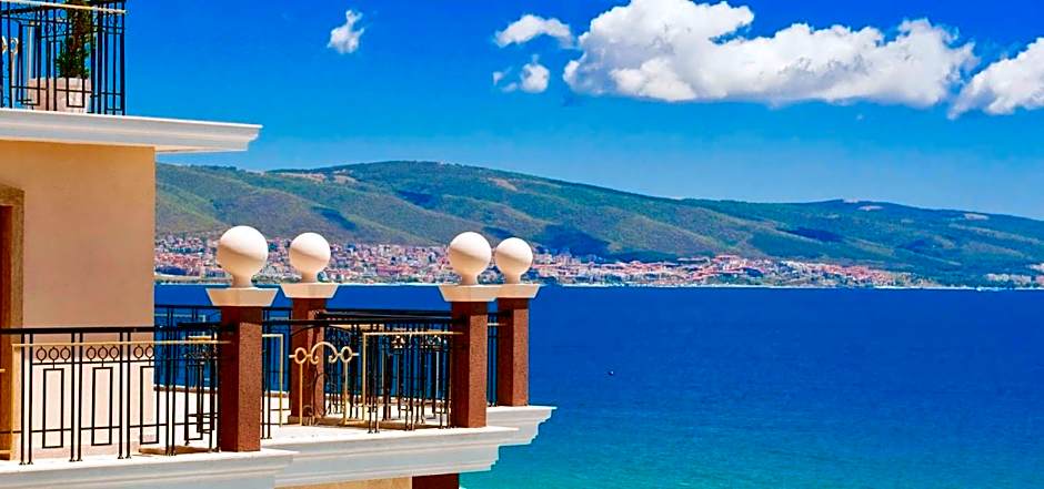 Golden Rainbow Beach Hotel