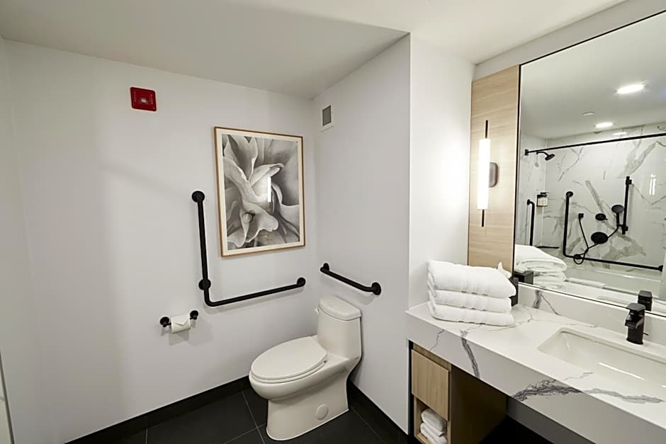 Bloom Mississauga, Tapestry Collection by Hilton