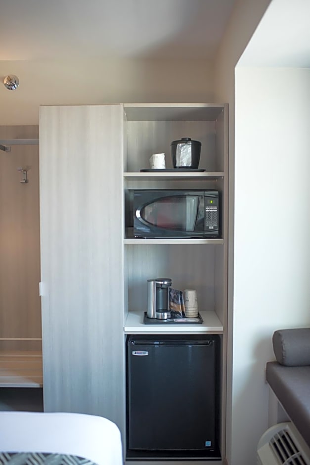Microtel Inn & Suites by Wyndham West Fargo Near Medical Center