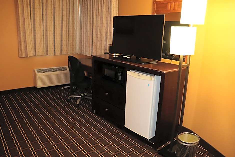 Prairie Inn Holmen La Crosse Area